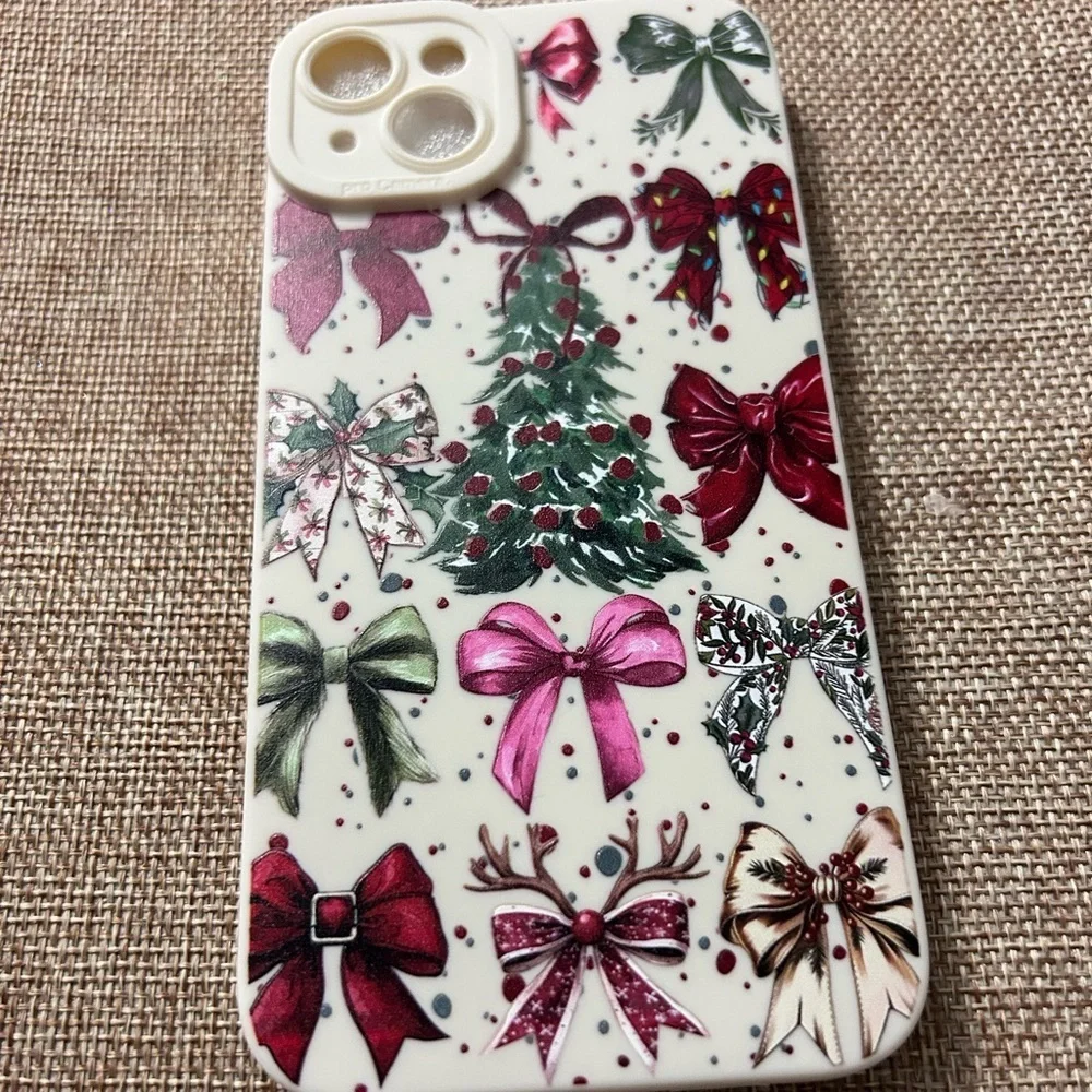 iPhone Holiday Case. See Description For All the Phones it will Fit NWOT